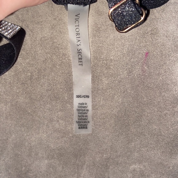 Victoria Secret bathing suit top - Picture 4 of 4